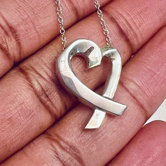 TIFFANY & CO Sterling Silver Heart Necklace 1415 - Picture 3 of 6